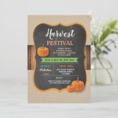 Harvest Festival Pumpkin Rustic Wood Chalk Invite Kaart (Staand voorkant)