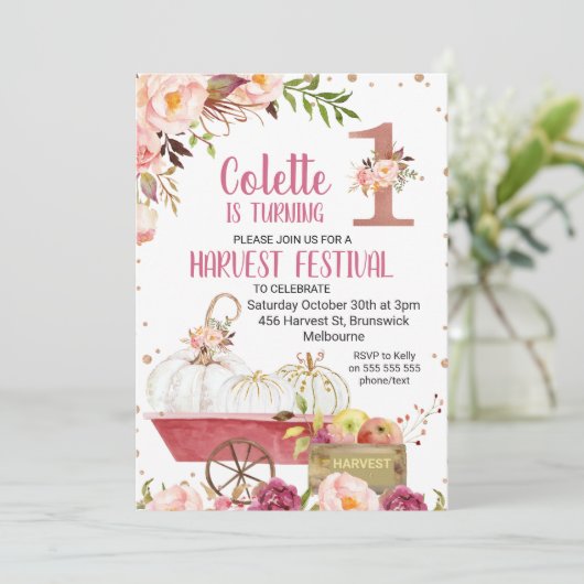 Harvest Pumpkin First Birthday Invitation Kaart (Staand voorkant)