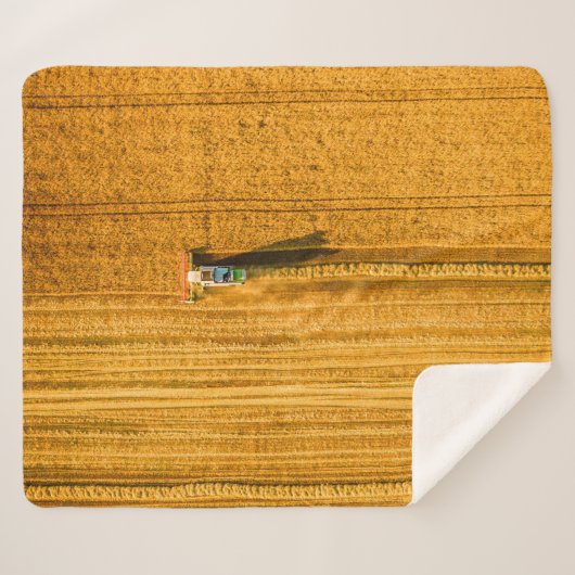 Harvester-machine die in het veld werkt. Combineha Sherpa Deken (Voorkant (horizontaal))