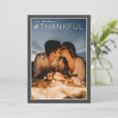 Hashtag #DANKBAAR Houtskool Wit Verticaal Feestdagenkaart (Staand voorkant)