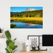 Hat Lake In Lassen Volcanic National Park Poster (Thuiskantoor)