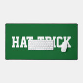 HAT TRICK Sporty White Hockey Text On Deep Green Bureaumat (Keyboard & Muis)