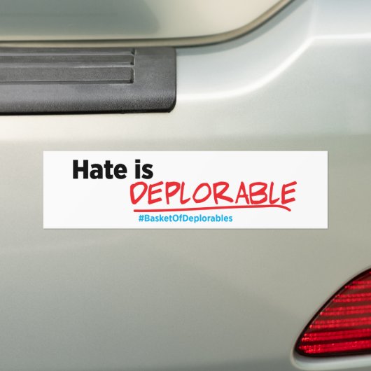Hate is betreurenswaardig: Anti-Trump-Bumpersticke Bumpersticker (Op auto)
