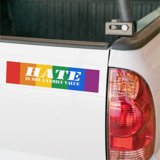 Hate is geen Bumpersticker voor familiewaarde (Op Truck)