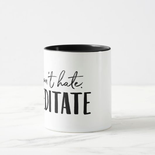 Hate Meditate Typografie niet Mok (Midden)
