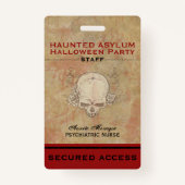 Haunted Asylum Halloween Party Personeel 2 Badge (Voorkant)