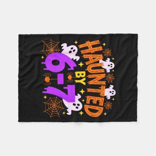 Haunted By 67 Funny 67 Halloween Costume  Fleece Deken (Voorkant (Horizontaal))
