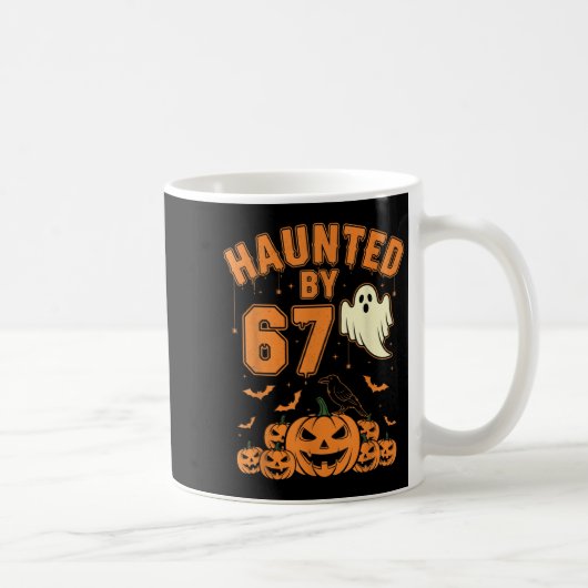 Haunted By 67 – Funny Ghost And Pumpkin Halloween Koffiemok (Rechts)