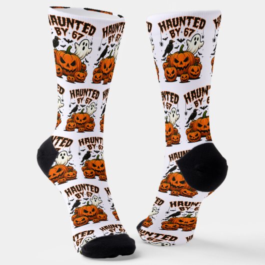 Haunted by 67 Funny Ghost And Pumpkin Halloween Sokken (Gebogen)