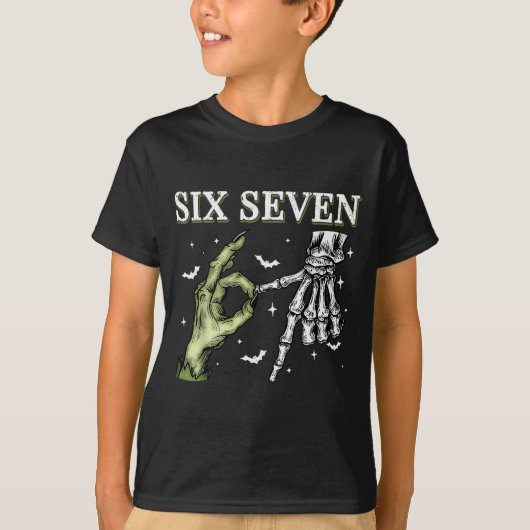 Haunted By 67 – Funny Skeleton Hands Halloween Cos T-shirt (Voorkant)