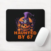 Haunted By 67 Six Seven 6 7 Funny Halloween Costum Muismat (Met muis)