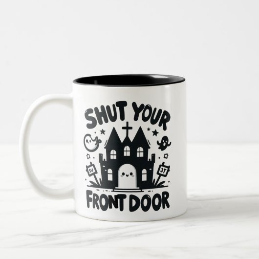 Haunted Castle – “Shut Your Front Door” Tweekleurige Koffiemok (Links)