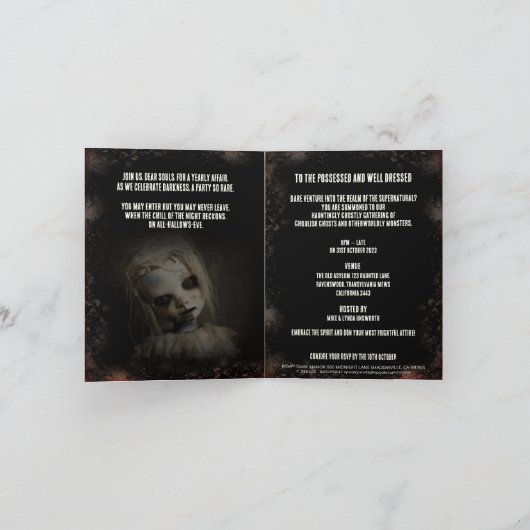 Haunted Doll Halloween (Binnen)