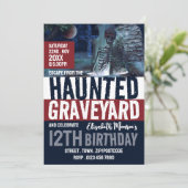 Haunted Graveyard Theme Escape Room Birthday Party Kaart (Staand voorkant)