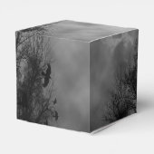 Haunted Halloween Sky met Ravens Party Favor Box Bedankdoosjes (Achterkant)