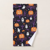 Haunted Homecoming: Halloween badhanddoek set Bad Handdoek (Handdoek)