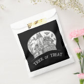 Haunted House and Bats Halloween  Bedankzakje (Gezegeld)
