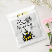 Haunted House Flying Witch Spooky Halloween Bedankzakje (Gezegeld)