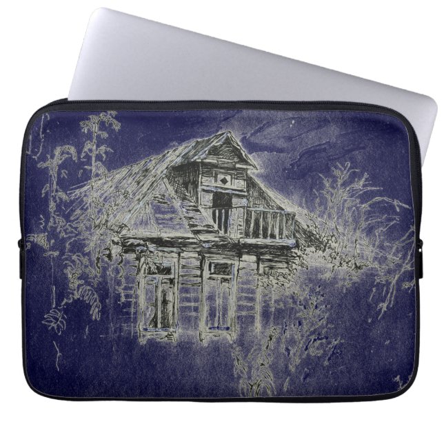 Haunted Old Wooden House Laptop Sleeve (Voorkant)