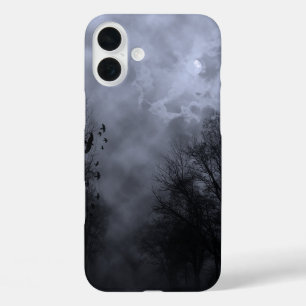 Haunted Sky beroemd gemaakt door Ravens Blue Mist iPhone 16 Plus Hoesje