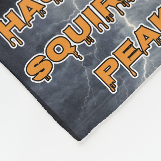 Haunted Squirrel Peak Fleece Deken (Hoek)