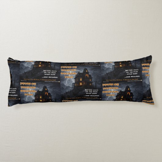 Haunted Squirrel Peak Lichaamskussen (Achterkant)