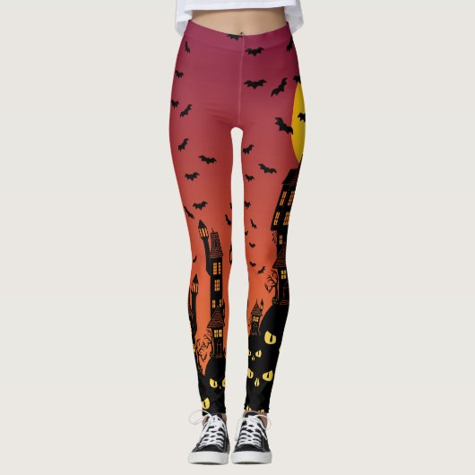 Haunted Village Leggings (Voorkant)