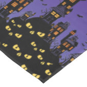 Haunted Village Tafelkleed (Gekanteld)