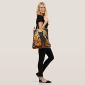 Haunting Black Cat op pompoen met maan en vleermui Tote Bag (Op model)