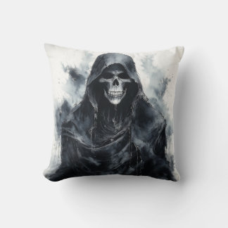Hauntingly Elegant Home Decor Kussen