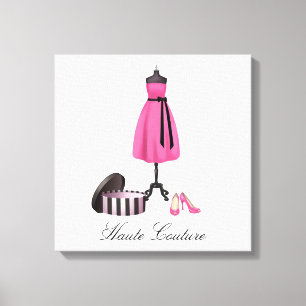 Haute Couture Roze Jurk en Schoenen op Canvas