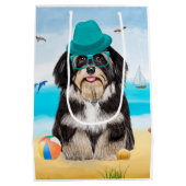 Havanese Dog op strand Medium Cadeauzakje (Achterkant)