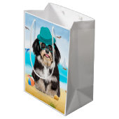Havanese Dog op strand Medium Cadeauzakje (Achterkant Gekanteld)