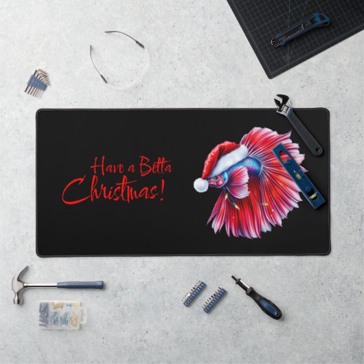 Have a Betta Christmas Funny Santa Fish Lover Pun Bureaumat (Werkstation)