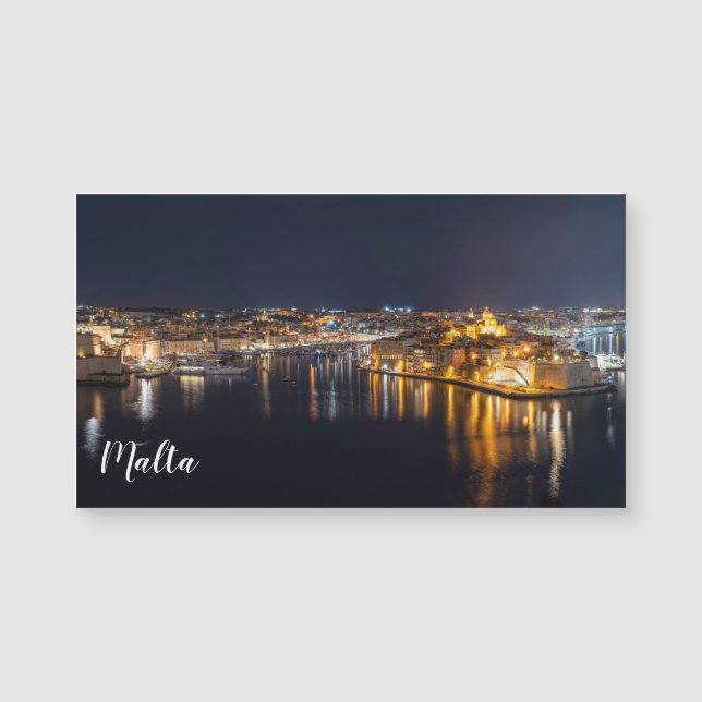 Haven in Malta verlicht 's nachts (Voorkant)