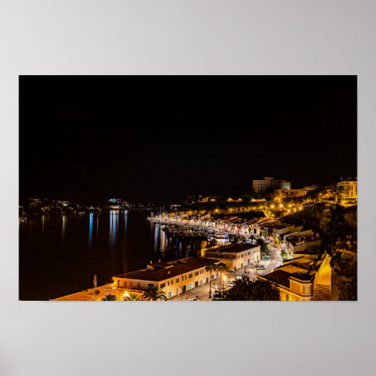 Haven van Mahon 's nachts - Menorca, Spanje Poster (Voorkant)