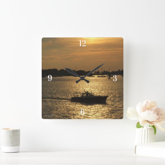 Havenboot Scène Late avond Zon Achter Wolken Vierkante Klok (Huis)