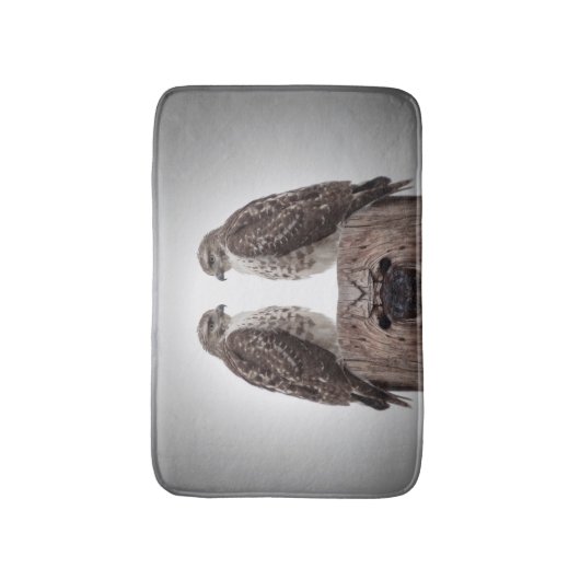 Haviken op een post badmat (Voorkant Verticaal)