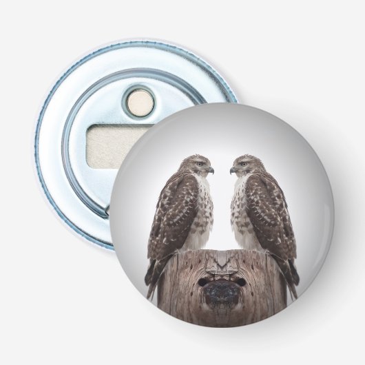 Haviken op een post button flesopener (Voorkant)