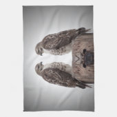 Haviken op een post theedoek (Verticaal)