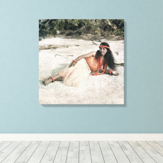 Hawaïaans Hula Meisje Circa 1909 Canvas Afdruk (Insitu (Houten vloer))