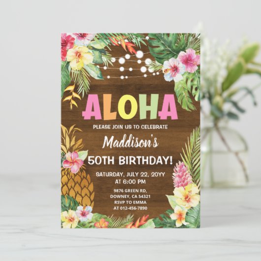 Hawaiaanse uitnodiging Tropische Aloha Verjaardags (Staand voorkant)