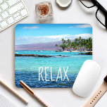 Hawaii Beach Blue Ocean Green Palm Trees Relax Muismat<br><div class="desc">"Rustig maar." Ga terug naar de tropische vakantiebroeken, helder turquoise blauw water en zwaaiende palmbomen terwijl je op je computer werkt met deze verbluffende, levendige fotomuis. Onderzoek en verken de vrede van dit zonnige strand van Big Island op Hawaiian. Het is een geweldig cadeau voor iemand speciaal! Je kunt dit...</div>
