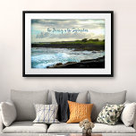 Hawaii Black Sand Beach reis is bestemming Poster<br><div class="desc">"De reis is de bestemming." Aan het zuidelijke uiteinde van het Grote eiland Hawaii ligt een ongerepte zandstrand. Ik heb deze scène van golven gebroken die tegen de lavabrots in de late middagzon crashen. U kunt deze wandkunst eenvoudig personaliseren,  plus ik bied ook aanpassingen aan op elk product.</div>