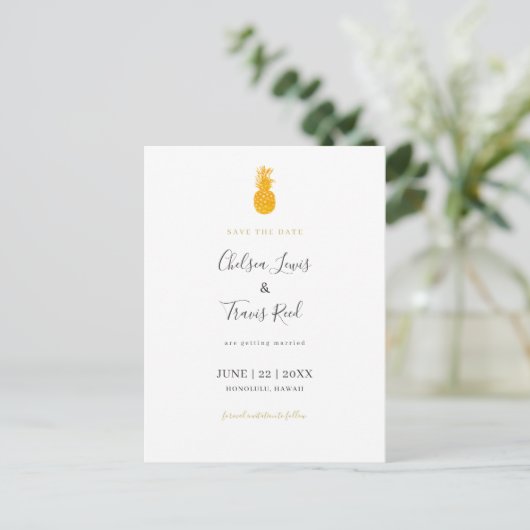 Hawaii Destination Wedding Save the Date Pineapple Aankondigingskaart (Staand voorkant)
