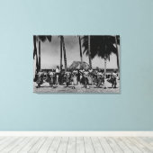 Hawaii - Lijn van Hula Girls Dancing Canvas Afdruk (Insitu (Houten vloer))