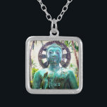 Hawaii Turquoise Boeddha beeld Foto Vredescitaat Zilver Vergulden Ketting<br><div class="desc">"Vrede." Ik ontdekte gelukkig dit Aziatische Boeddha-beeld in een weelderige Hawaïaanse tuinomgeving, die rust en eenzaamheid uitstraalt. Draag dit fotografie charme ketting terwijl je nadenkt en bedenkt wat kan worden bereikt. Dit ketting is verkrijgbaar in kleine, middelgrote en grote maten, evenals vierkante en cirkelvormen. U kunt dit ketting bestellen in...</div>