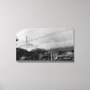 Hawaii - Uitzicht van het Theaterblok van Waikiki Canvas Afdruk