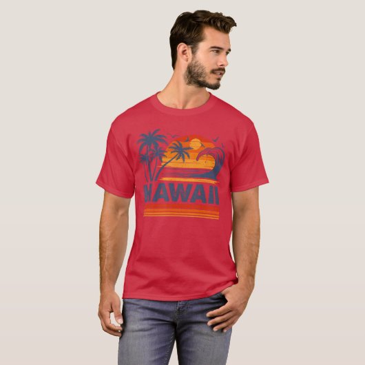Hawaii Vakantie Zonsondergang Schattige 70s Retro T-shirt (Voorkant volledig)