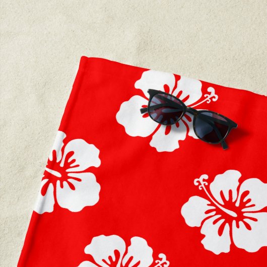 Hawaiiaans Hibiscus rood-wit Strandlaken (In situ)